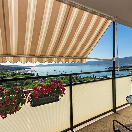 Cozy With A Beautiful View Split
