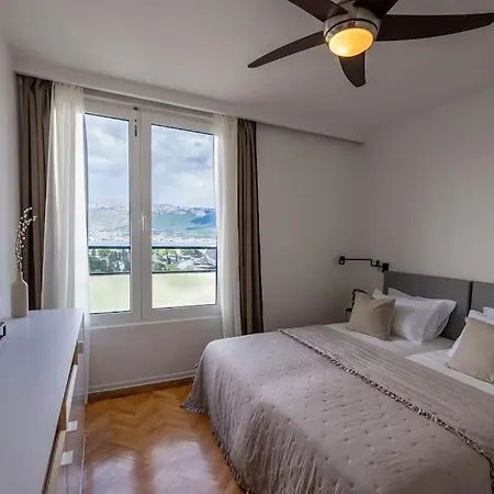 Apartment Cozy With A Beautiful View Split